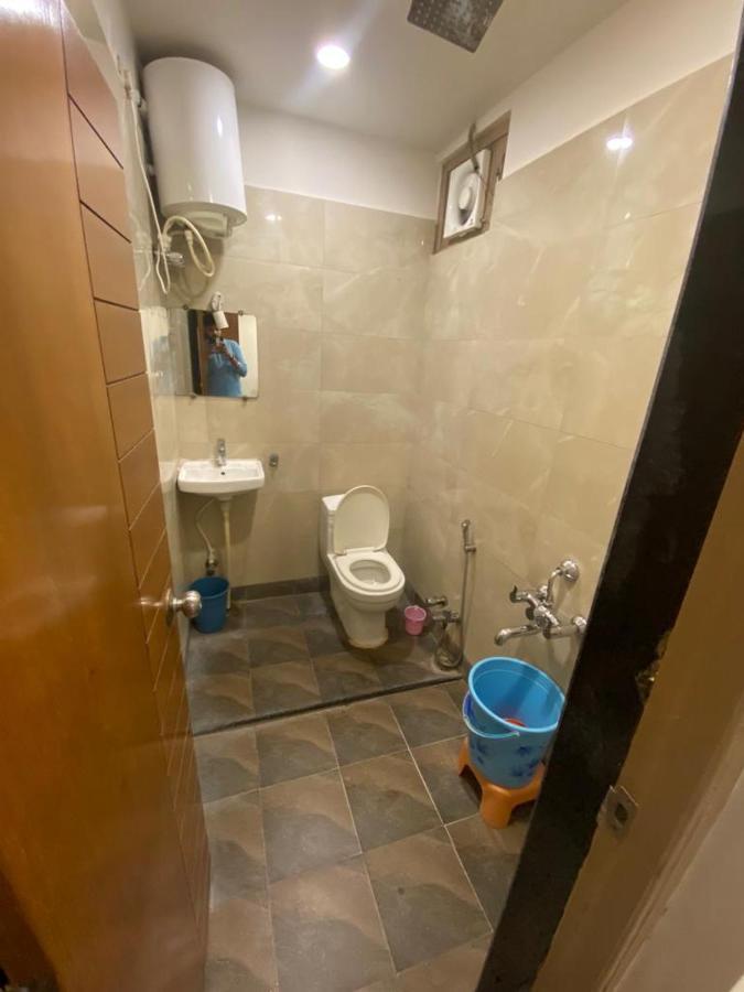 Hotel Raghupati Ayodhya Ngoại thất bức ảnh