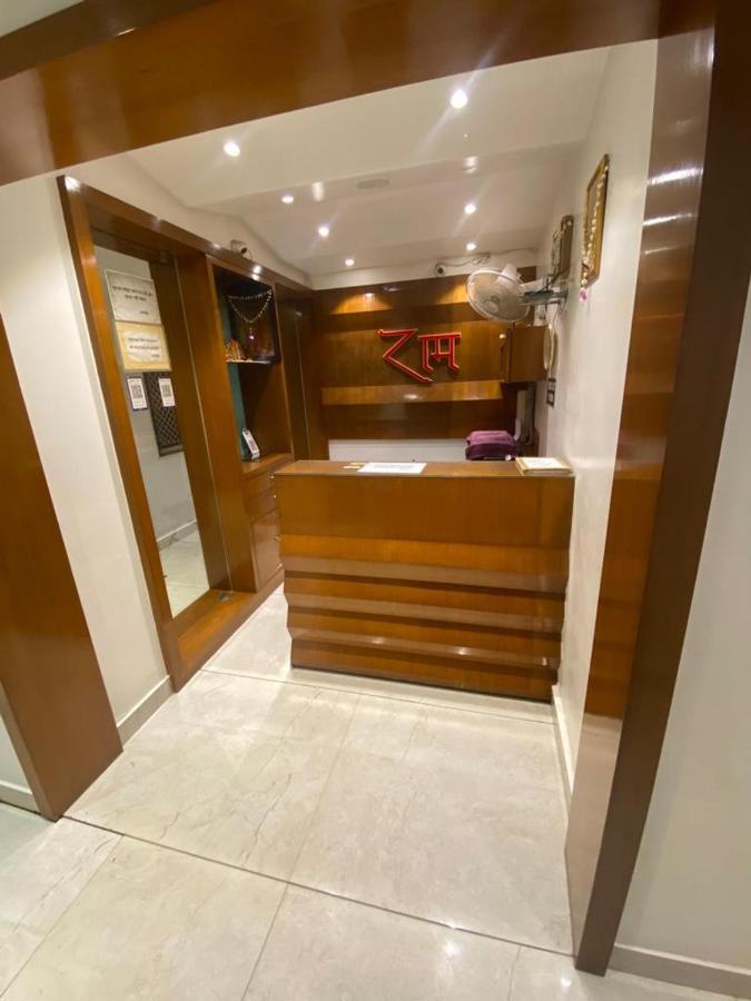 Hotel Raghupati Ayodhya Ngoại thất bức ảnh